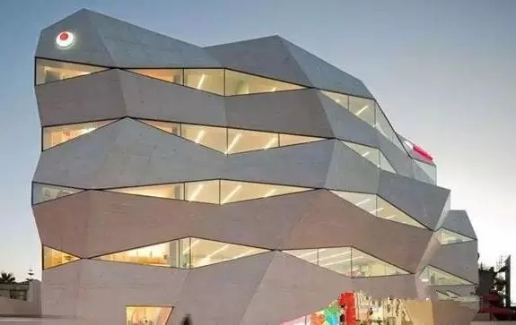 ceiling mounted light bar.jpg