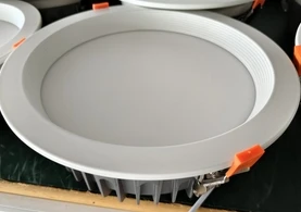 Er moderne LED-downlights i risiko for overophedning og brand?